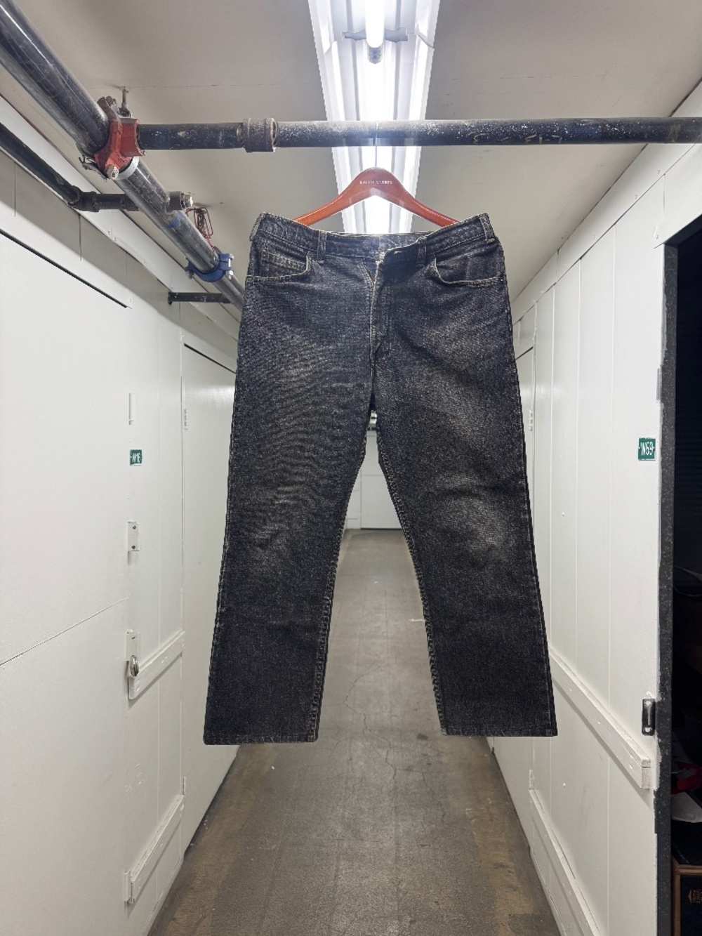 Levi's 619 Cropped Straight Leg Washed Black Faded Denim 30x27